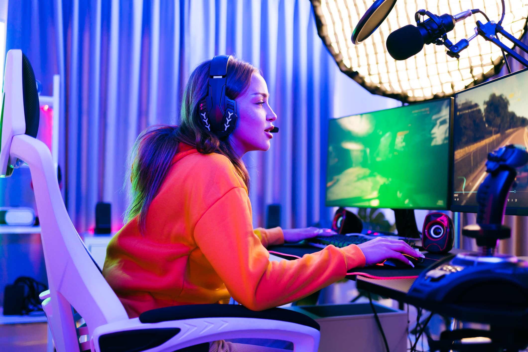 OLED til gaming: Den dyreste koster næsten 1.900 kr. mere – hvad får du ekstra?